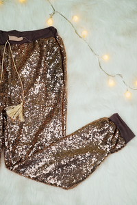 Alaue Spark Your Beauty Sequin Joggers