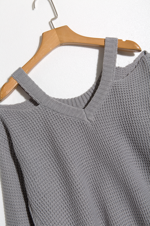 Alaue V Neck Grey Acrylic Sweater