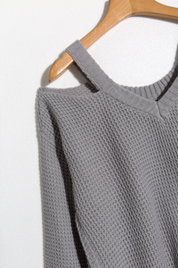 Alaue V Neck Grey Acrylic Sweater